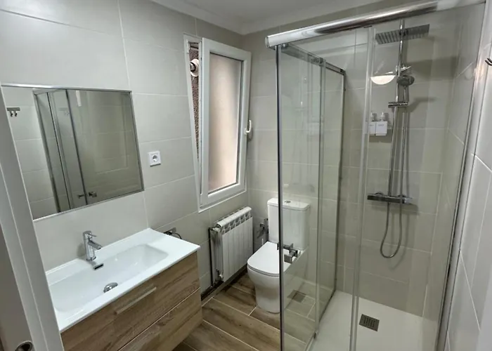 Habitación En Mi Casa - Centro De Santander